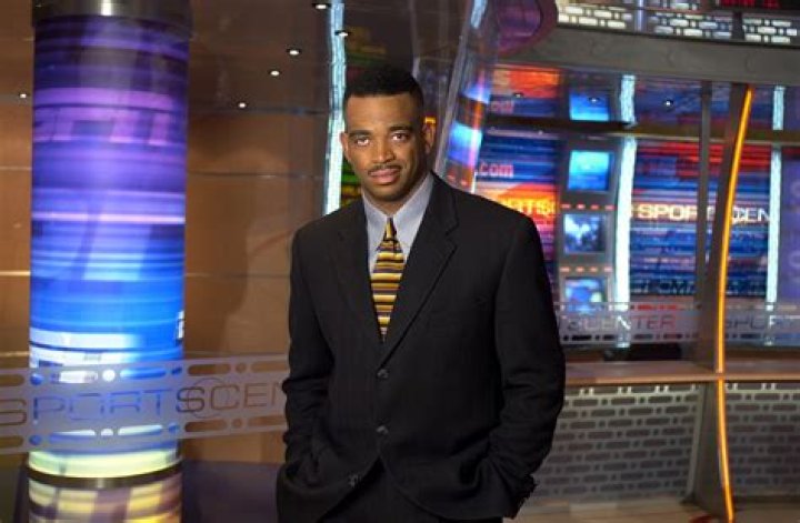 A Trailblazing ESPN Reporter Unveiled