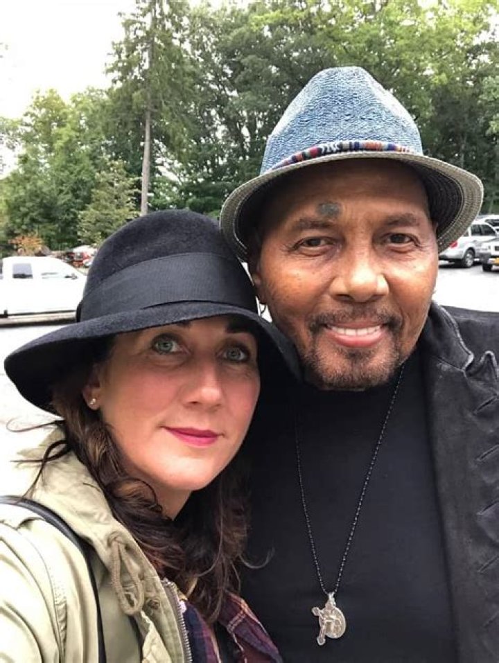 Aaron Neville Biography, Age, Height, Wife, Net Worth, Family