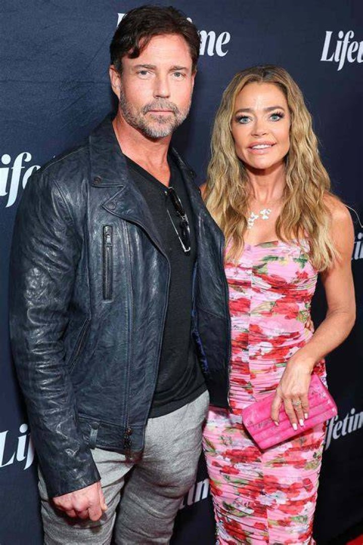 Aaron Phypers- Bio, Age, Height, Net Worth, Wife, Ethnicity ·