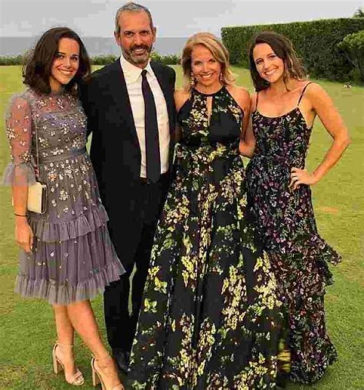 Age, father, husband, daughters, net worth |
