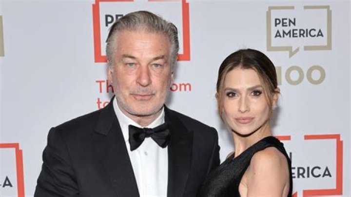 Alec Baldwin Height, Weight, Age, Family, Education, Career, Wife, Net Worth |