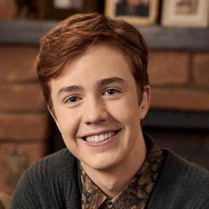 Ames Mcnamara- Biography, Age, Height, Weight, Net Worth, Girlfriend