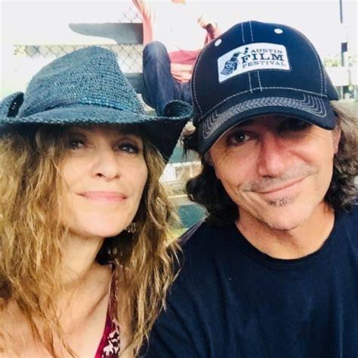 Amy Brenneman Height, Weight, Age, Spouse, Children, Facts, Biography