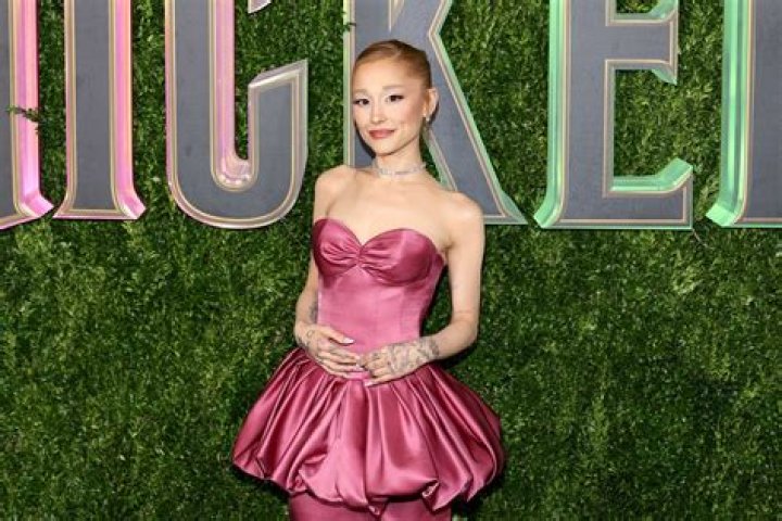 Ariana Grande's Cancer Battle: Uncovering The Truth