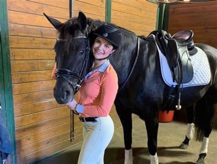 Ashley Randermann From Love Is Blind Is A Chiropractor: Facts On Her Age and More