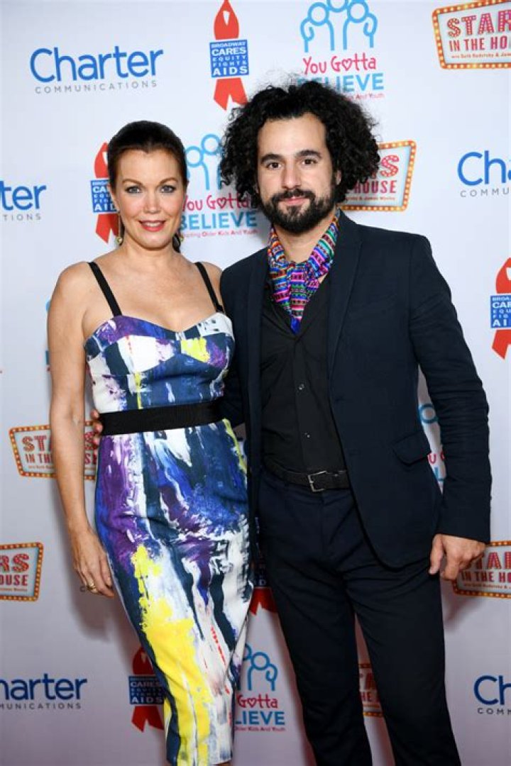 Bellamy Young Married Husband Age Height Boyfriend Measurements