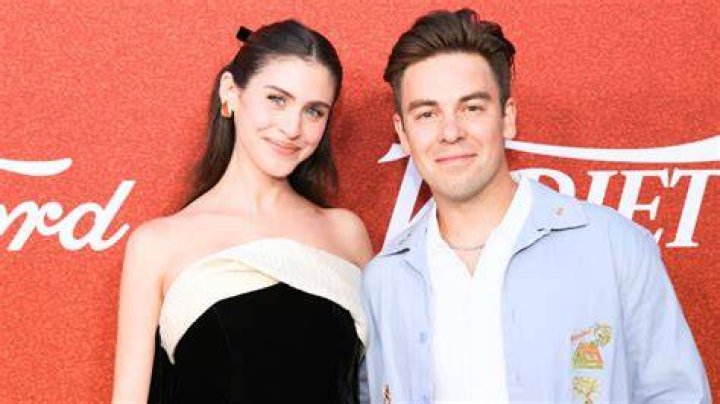 BlogLab | Kelsey Kreppel- Age, Net Worth, Height, Boyfriend, Career