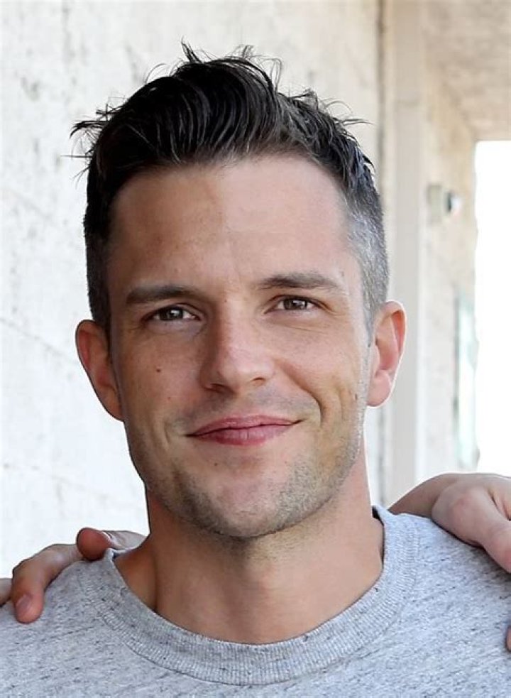Brandon Flowers Net Worth |