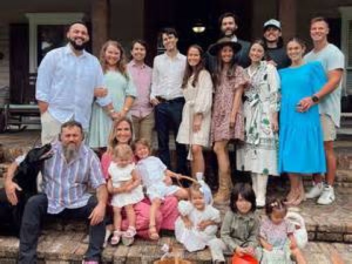 Brighton Robertson Family: Where Are They From? Ethnicity