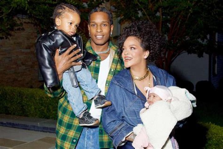 Carolyn Moore's Baby Daddy Revealed