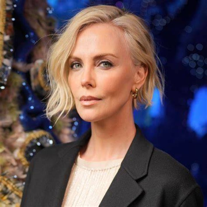 "Charlize Theron's Doek" And The Dynamics Of Cultural Exchange