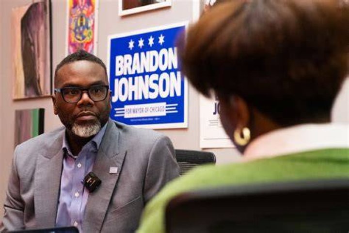 Chicago Mayor Brandon Johnson trolled after calling for repara |