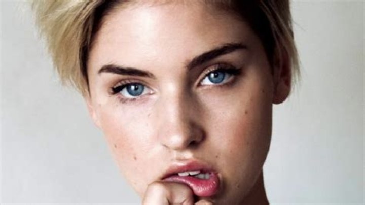 Christina Kartchner, Everything To Know About Her