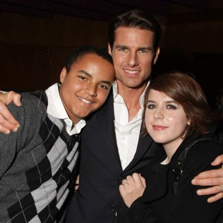 Connor Cruise Profile, Parents, Adoption, Siblings, Marriage |