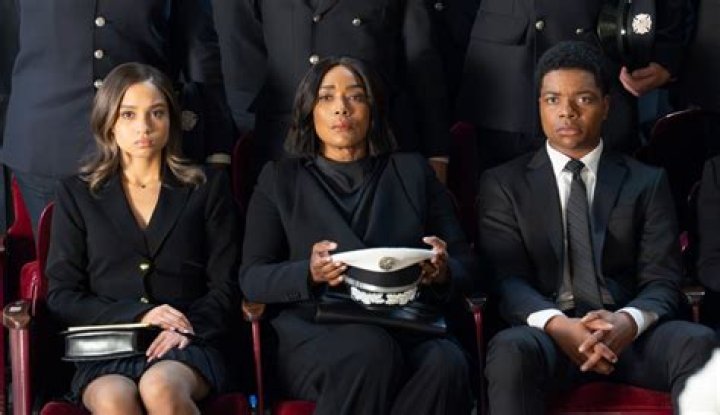 Corinne Massiah 911 Age (Wikipedia) Boyfriend, Parents Family and Height Stats