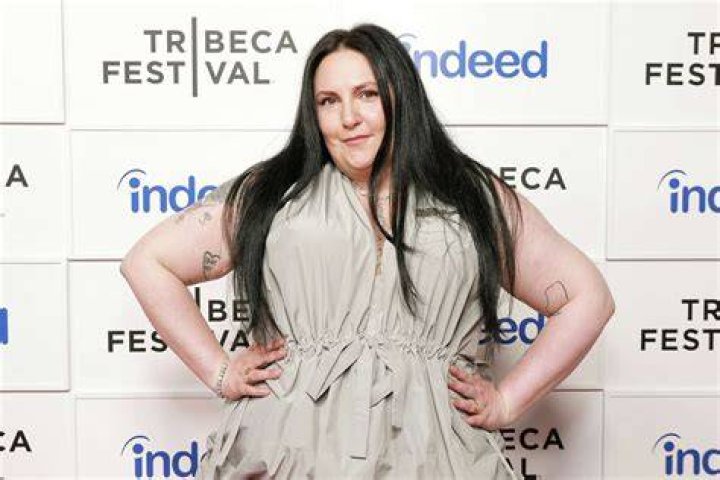 Did Lena Dunham Gain Weight? Here What We Know ·