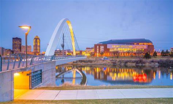 Discover The Hidden Gems Of The Outer Limits Of Des Moines