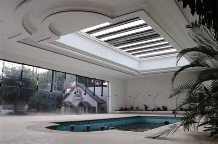 Discover the Luxurious Lives of Amado Carrillo Fuentes' Daughters: Unseen Photos