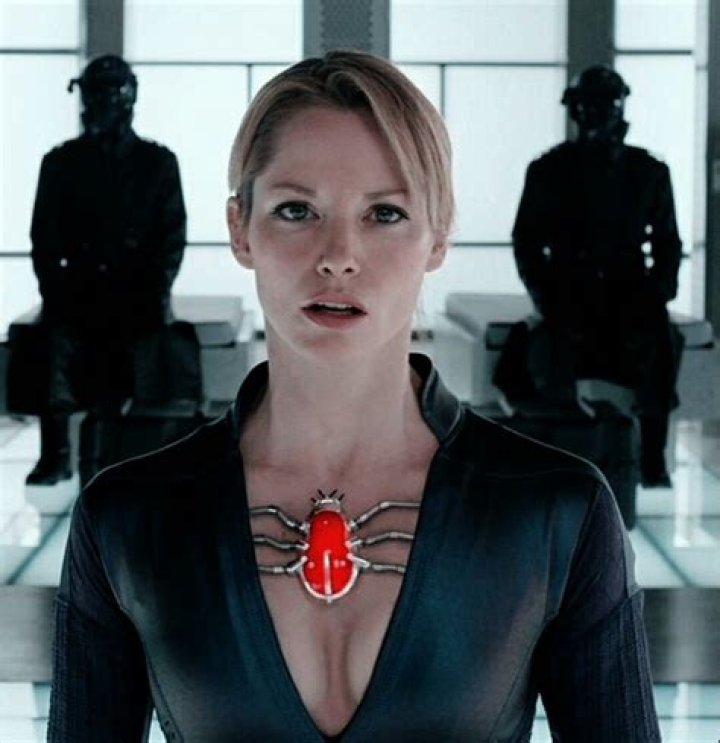 Dive Into The Uncharted World Of Sienna Guillory's Early Career