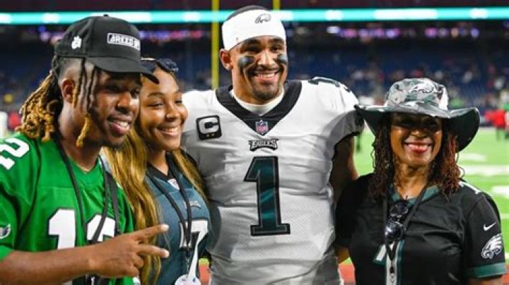 Does Jalen Hurts Have Kids?