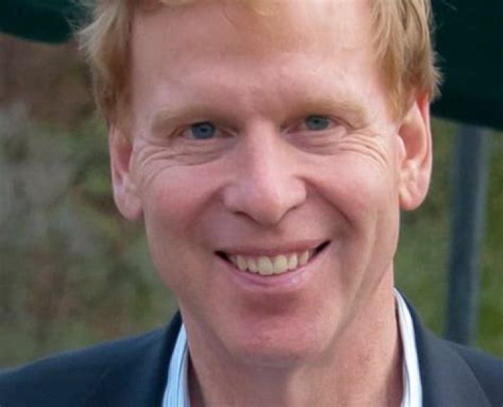 Does Roger Goodell Have Sister? Brother Tim And Michael Goodell ·