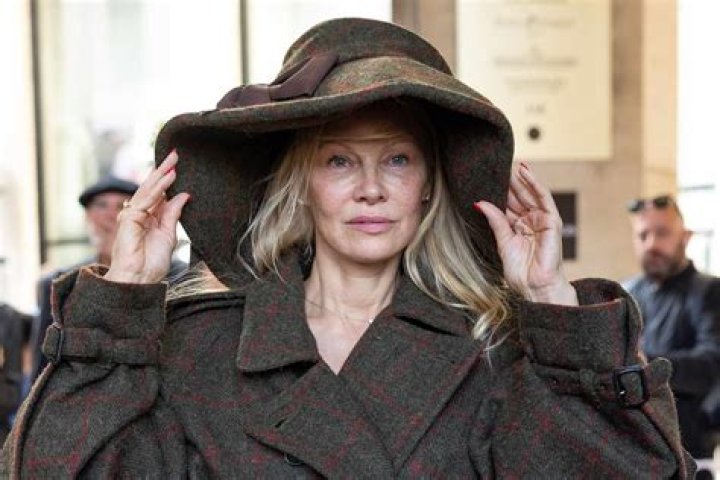 Embracing Authenticity Without Makeup In 2023