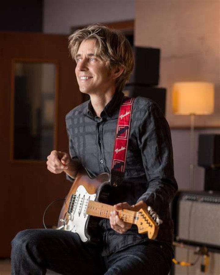 Eric Johnson's Guitarist Wife Revealed