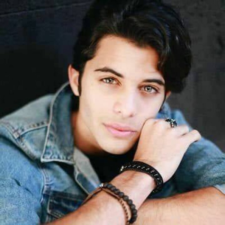 Erick Brian Colon- Wiki, Age, Net Worth, Girlfriend, Ethnicity, Height, Career