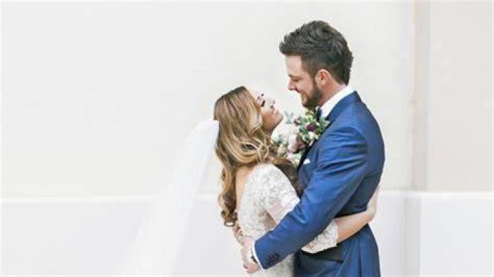 Everything You Need to Know About Kris Bryant’s Wife |
