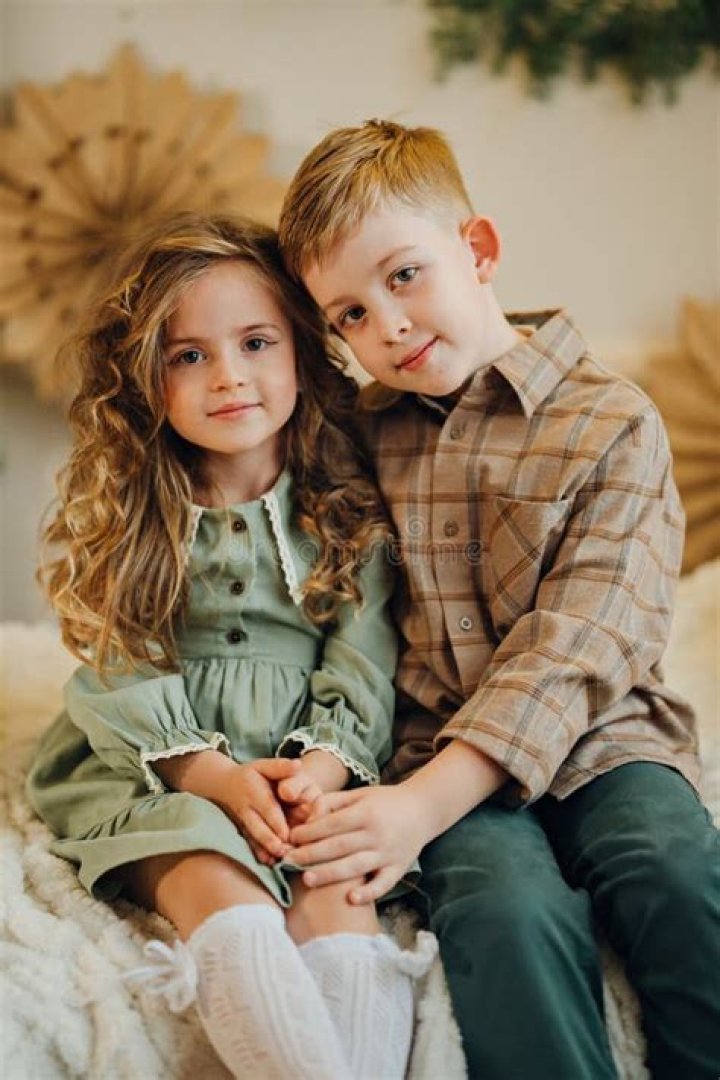 Exploring His Family, Sister, and More |