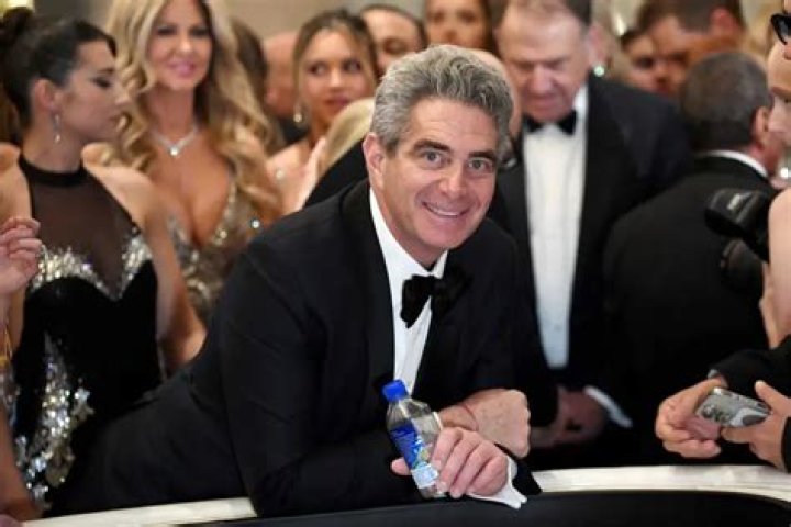 Exploring Jeffrey Soffer Net Worth