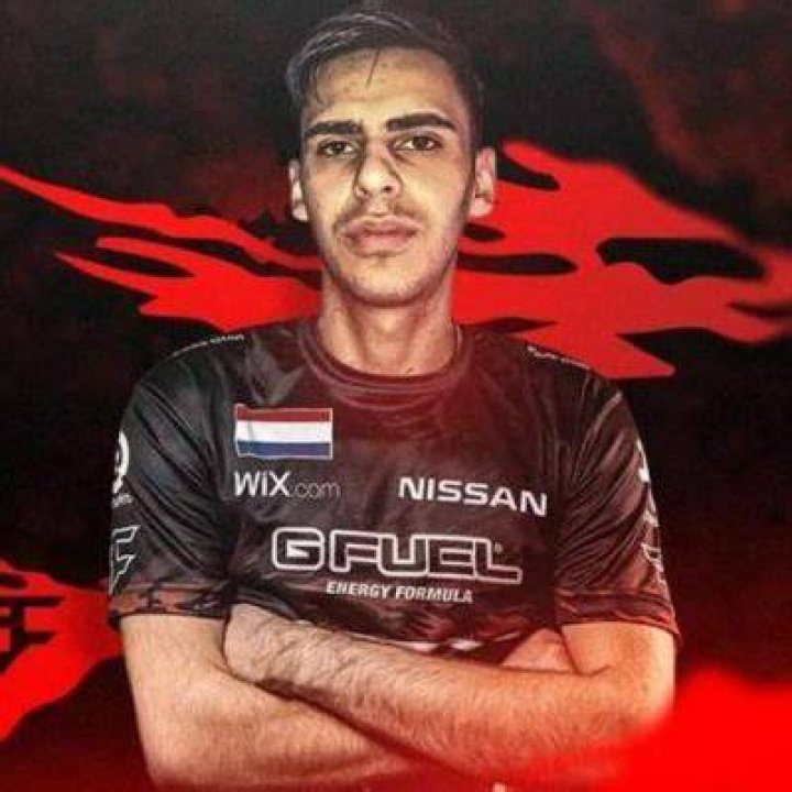 Faze Martoz Wiki Biography Age Earnings Net Wroth