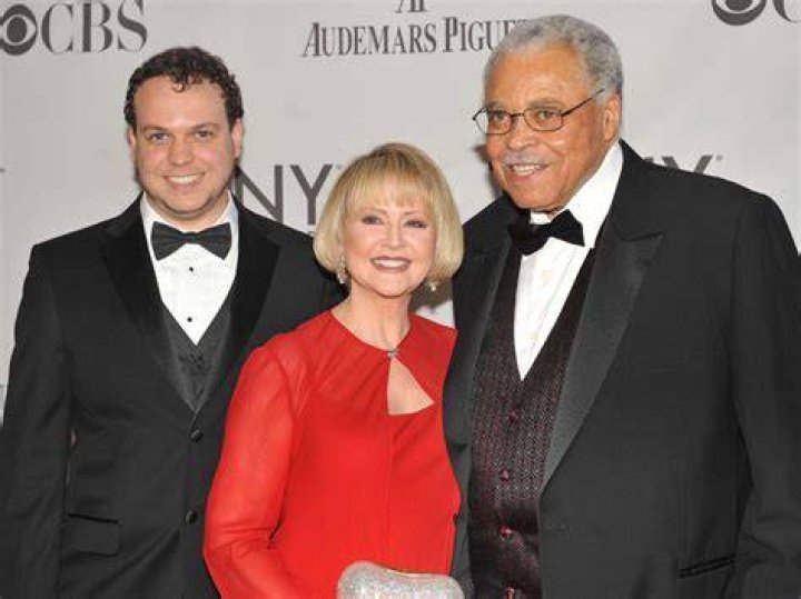 Flynn Earl Jones- Biography, Age, Height, Net Worth, Wife, Marriage