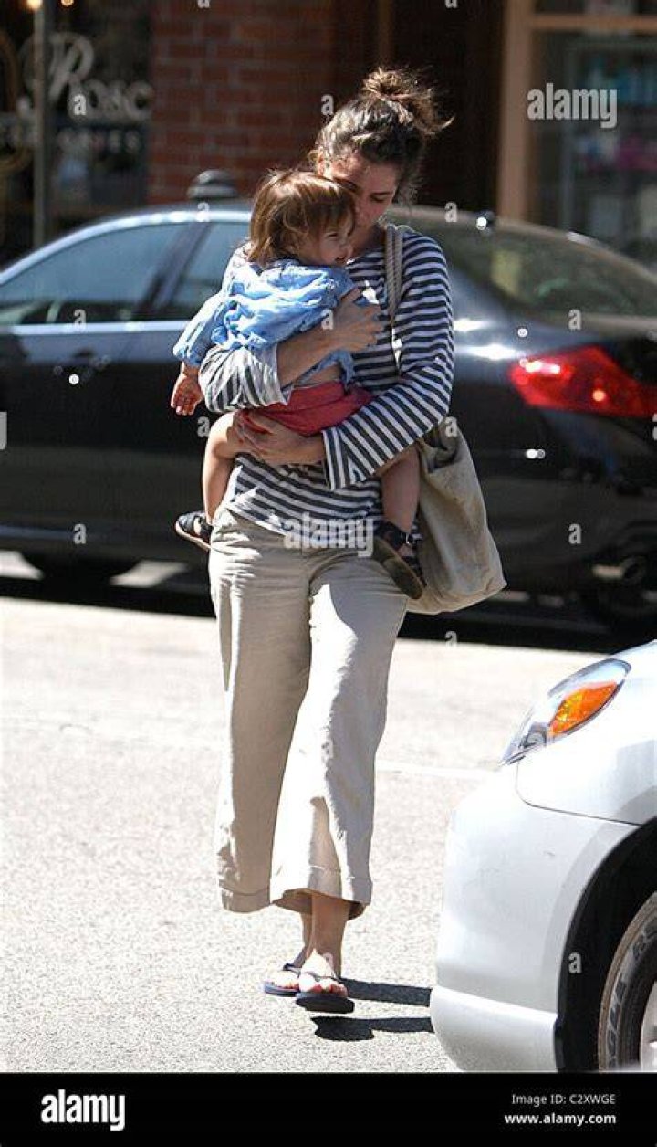 Frances Pen Benioff: Facts About Amanda Peet's Daughter With David Benioff