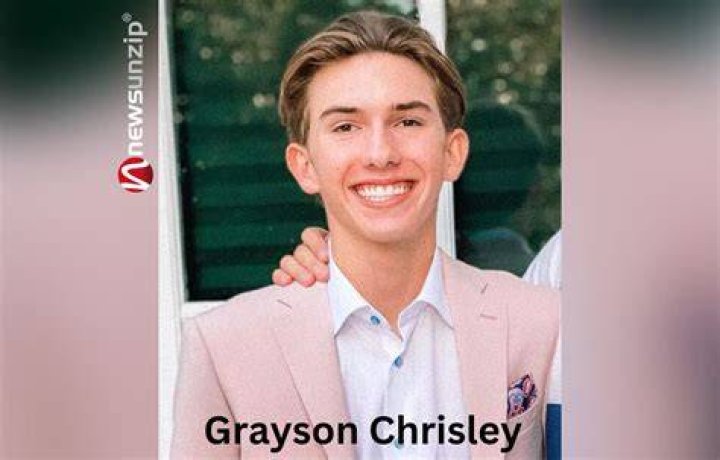 Grayson Chrisley- Wiki, Age, Height, Net Worth, Girlfriend, Ethnicity
