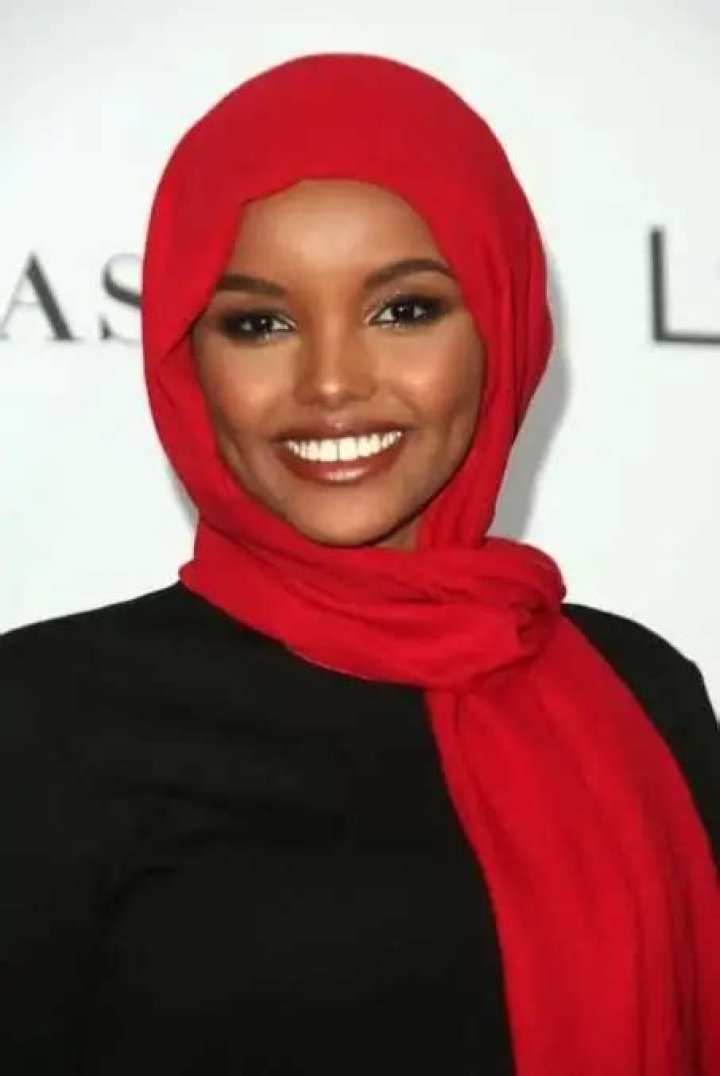 Halima Aden Biography, Age, Height, Husband, Net Worth, Family
