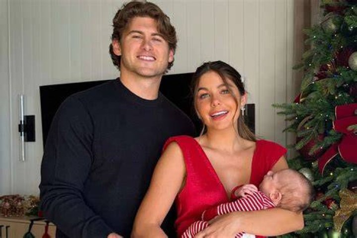 Hannah Ann Sluss Biography, Age, Height, Husband, Net Worth, Family