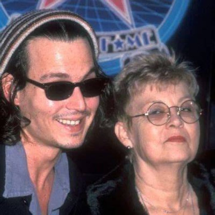 How Rich Is Johnny Depp Sister Debbie Depp? Husband, Facts & Photos