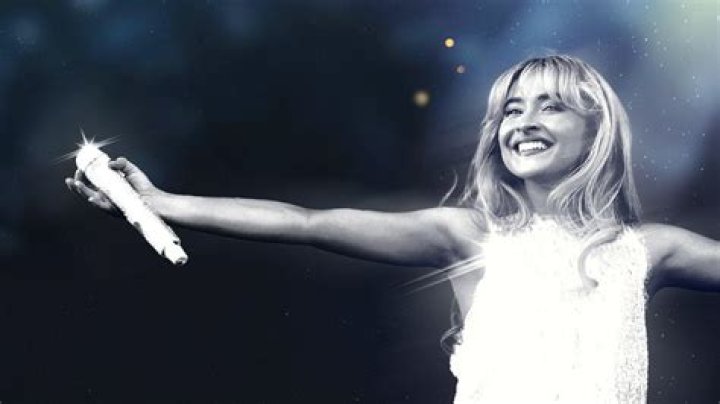 How the Singer Celebrates Her English and Welsh Roots |