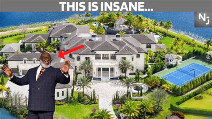 Inside the Mega Pastor’s Luxurious Lifestyle |