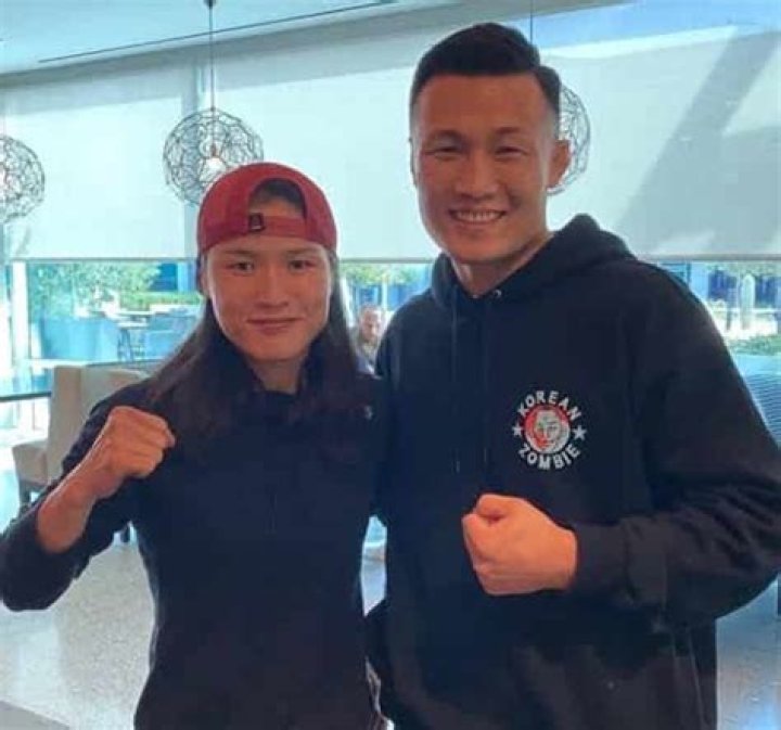 Is Asian UFC and MMA fighter, Zhang Weili dating anyone? Boyfriend, Husband, Net worth