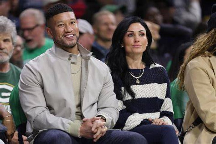 Is Joel Freeman married to an ex-wife or has an ex-girlfriend? ·