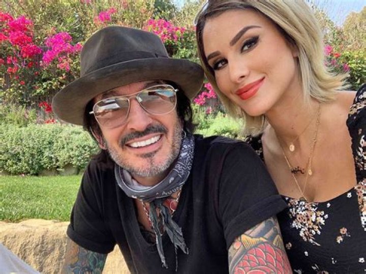 Is Tommy Lee Married? Who is Tommy Lee Married? |