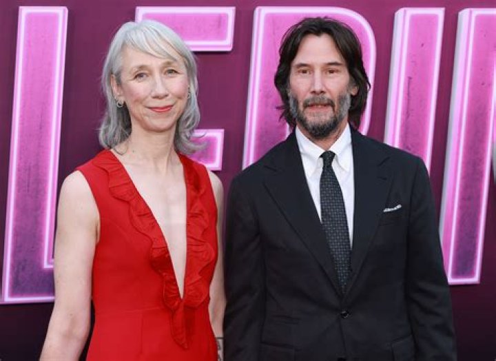 Jamie Clayton Engaged In A Relationship With Actor Keanu Reeves ·