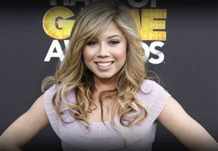 Jennette McCurdy's Journey As The Youngest