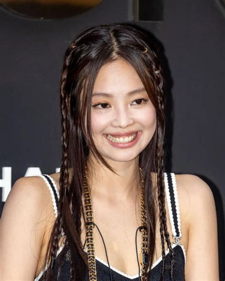 Jennie (BLACKPINK): Profile, Age, Birthday, Height, Weight