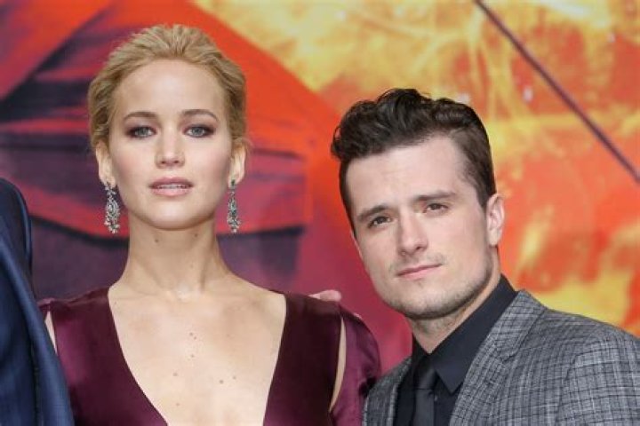 Jennifer Lawrence And Josh Hutcherson On-Screen