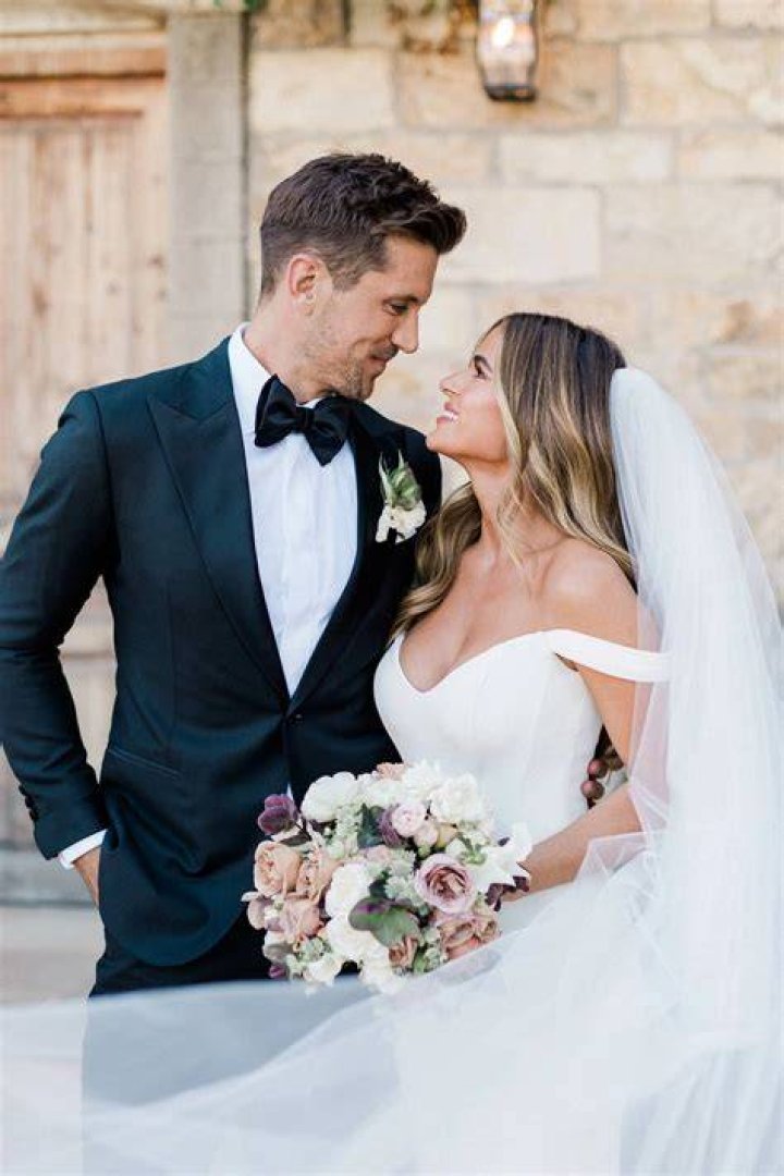 Jojo Fletcher And Jordan Rodgers' Wedding Secrets Revealed