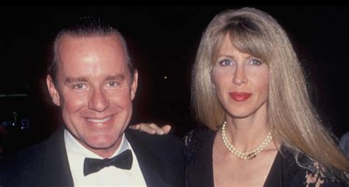 Know the Relationship Status of Daughter of American Comedian and actor, Phil Hartman