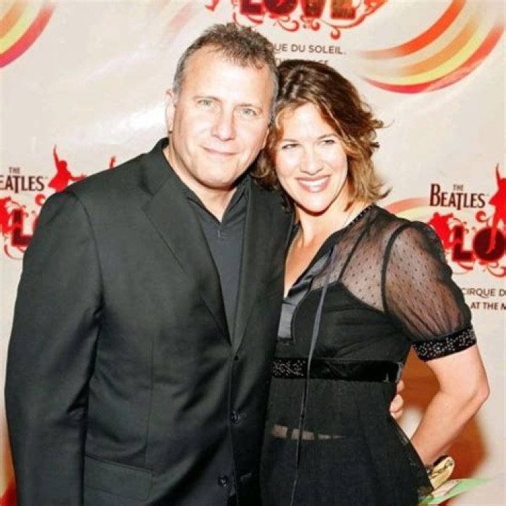 Leon Reiser: Facts About Paul Reiser Son